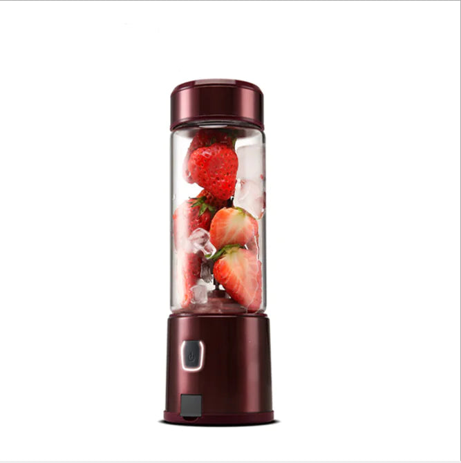 CoreCharge Portable Blender – Power in Your Palm
